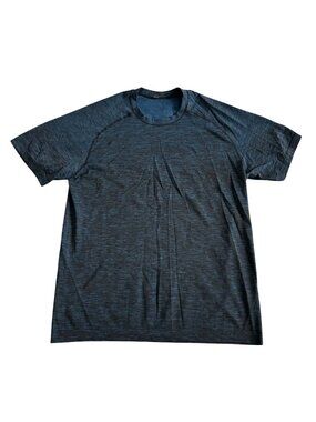 Lululemon Men's Sz L Heathered Athletic Shirt Breathable Short Sleeve